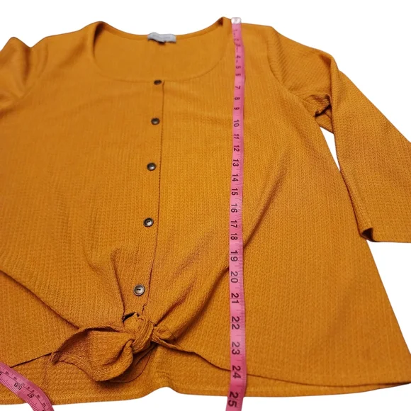 Set The Stage Marigold Blouse Size L - Picture 8 of 12
